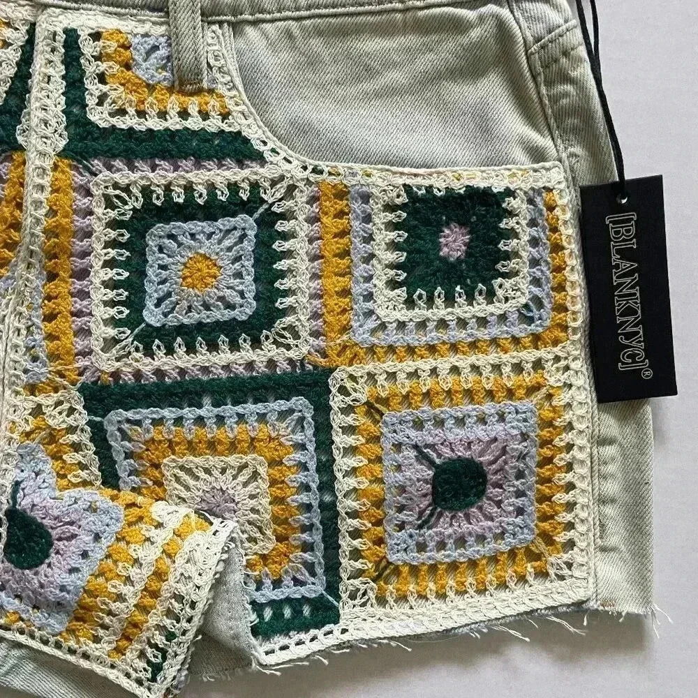 Blank NYC NEW The Barrow Vintage High-Rise Size 26 Crochet Denim Jean Sh… - Picture 6 of 9